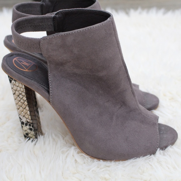 Missguided Shoes - Grey, Snake printed heels